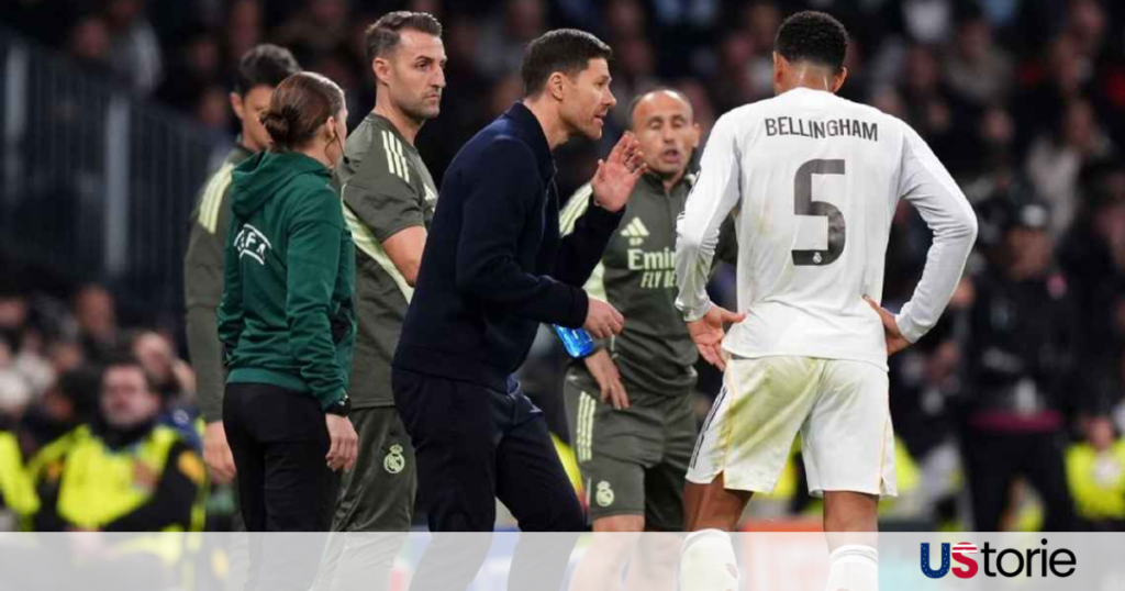 Alonso on the sideline during defeat to Manchester City