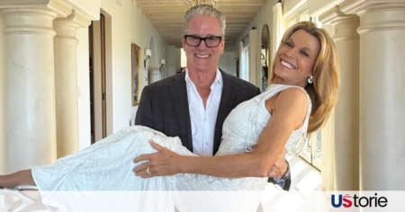 Vanna White smiling at her surprise wedding with John Donaldson