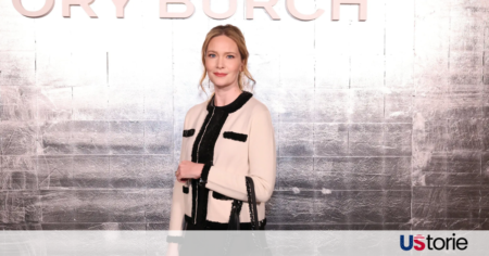 Sarah J. Maas announcing the next installments of the A Court of Thorns and Roses series during a podcast appearance, Hollywood News trending news