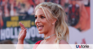Britney Spears' black BMW 430i being pulled over by California Highway Patrol in Ventura County.,Hollywood News, Breaking News