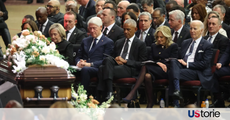 The casket of Rev. Jesse Jackson at the front of a Chicago church, surrounded by floral tributes and dignitaries including Bill Clinton and Barack Obama