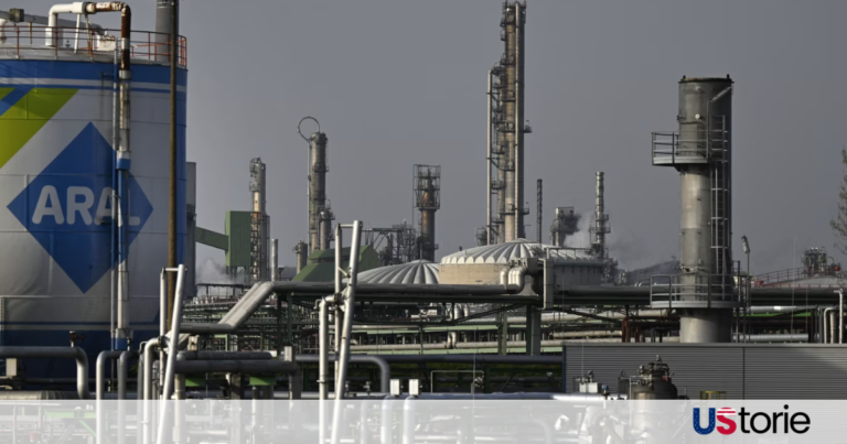 Oil Prices Breach $110 as Trump Threatens Iran With “Fire and Fury President Trump at a 2026 press conference discussing the Iran conflict and global oil supply disruptions