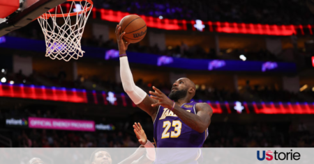 Dyson Daniels celebrating a clutch steal during the Atlanta Hawks' 11th straight victory against the Dallas Mavericks in March 2026.